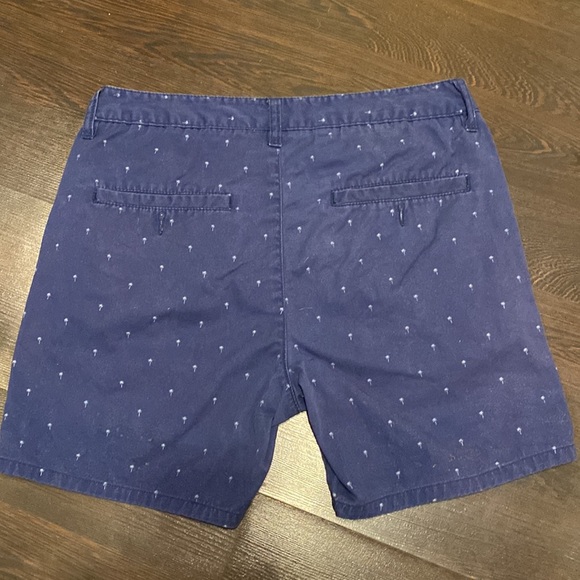 Topman shorts with palm trees - Picture 2 of 2